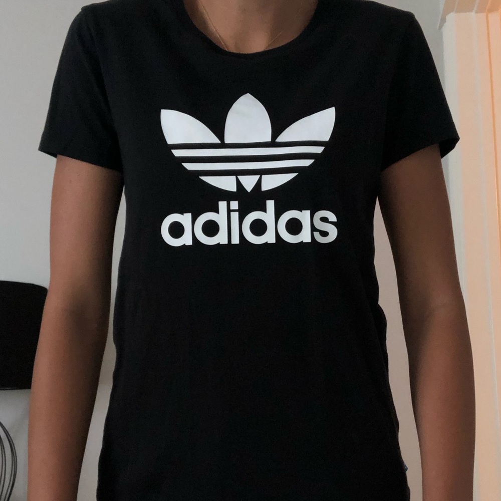 Adidas t shirt